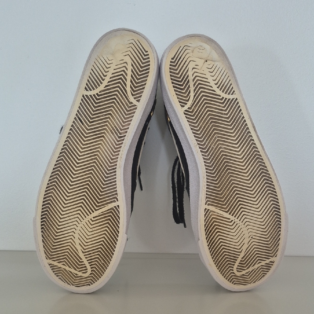 Nike Blazers Black High-Top Sneakers with White Swoosh and Gold Accents,Size US8 - Picture 6 of 15